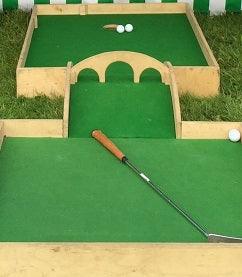 One Hole Crazy Golf - Event Rentals